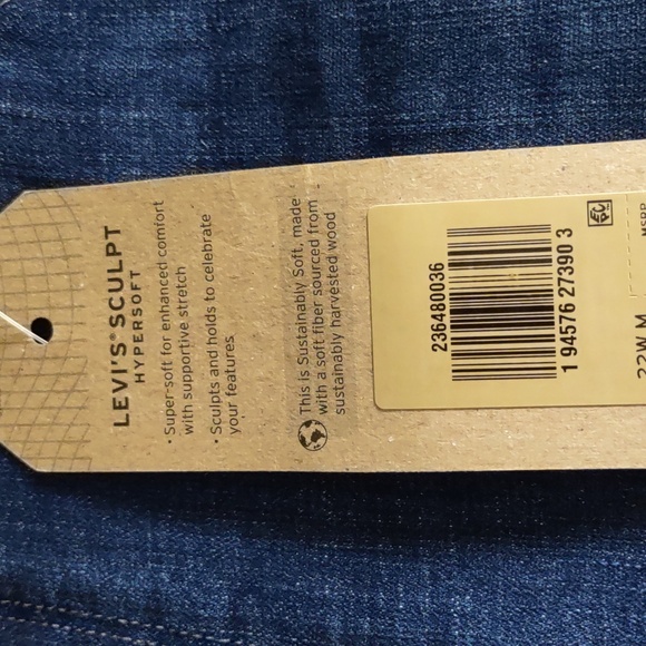 NWT Levi's 22W Classic Straight Jeans - Picture 5 of 16